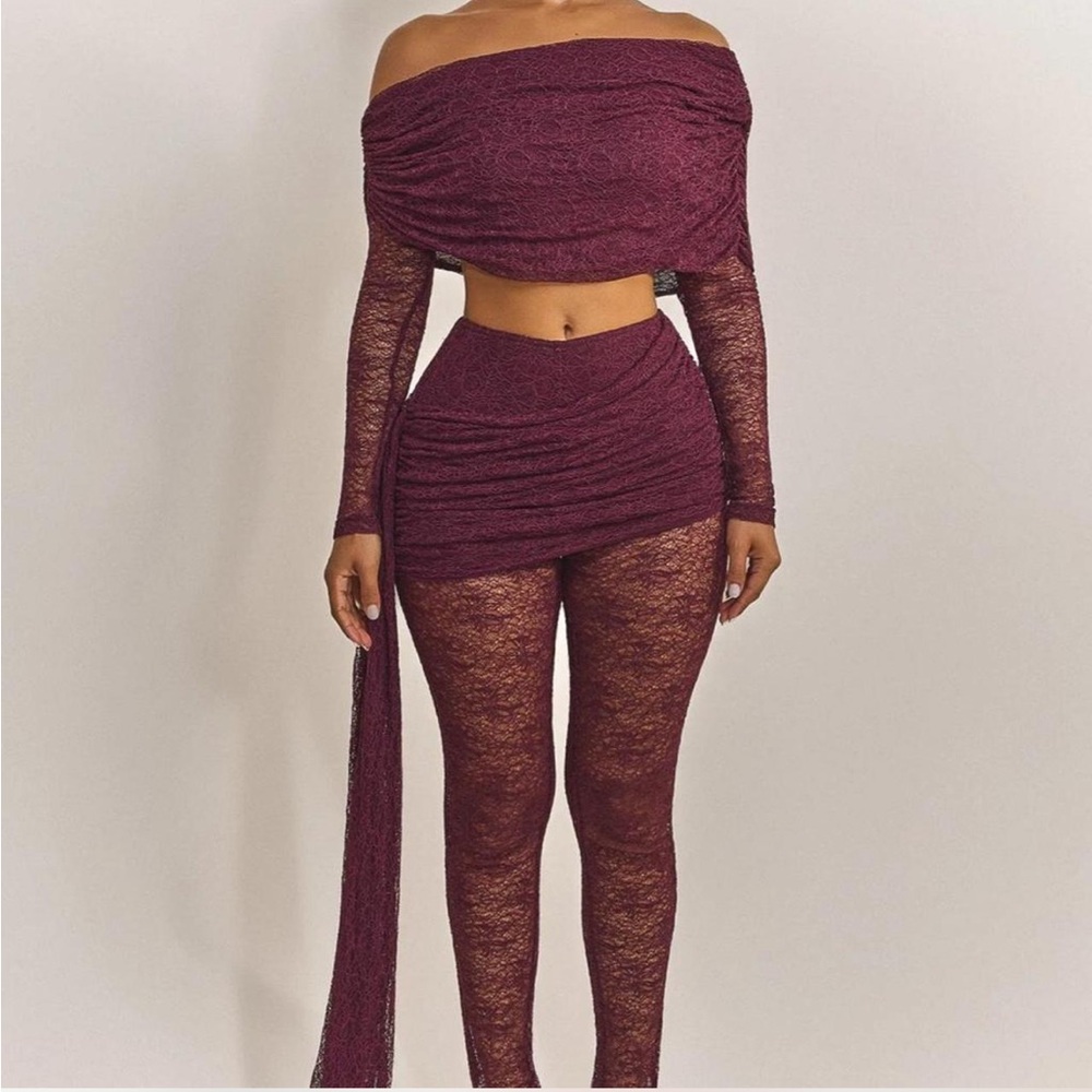 Off-Shoulder Burgundy Lace Two-Piece Set